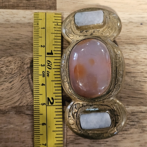 Vintage Etched Brass Stone Large Brooch - Picture 4 of 7